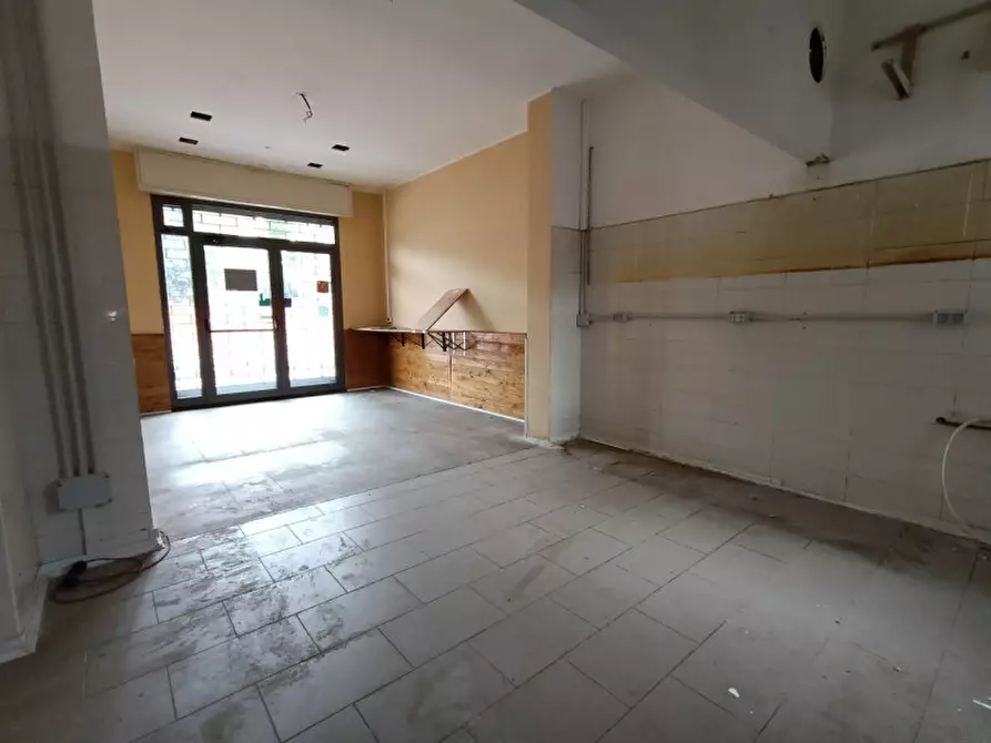 Immagine 8 di Negozio in affitto  in via Vestina a Montesilvano