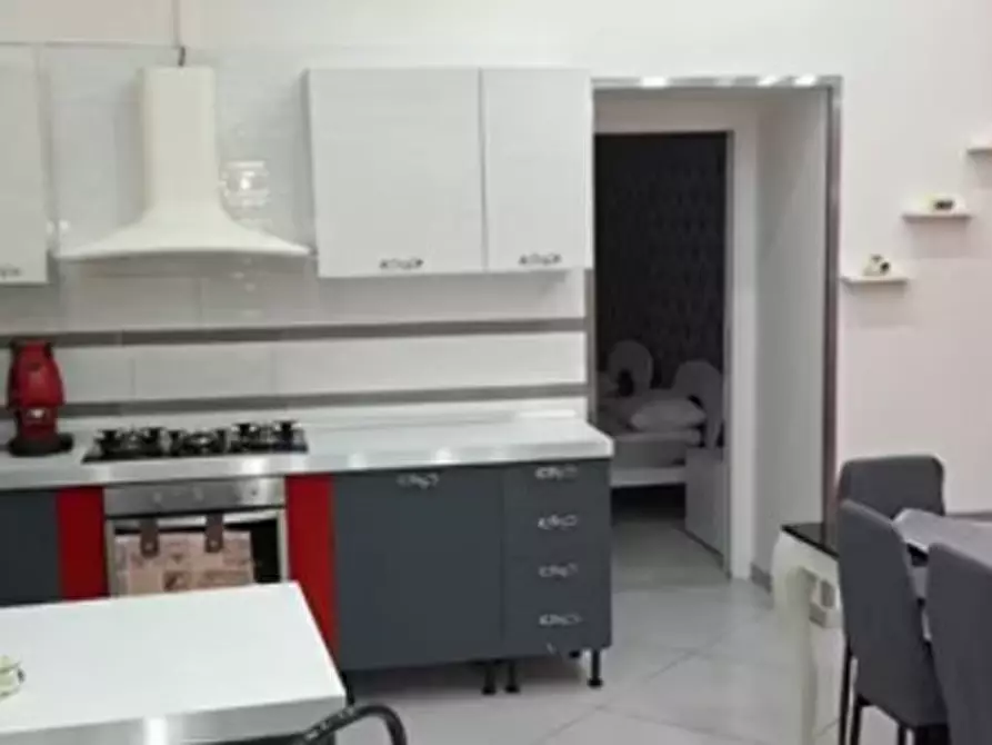 Immagine 1 di Appartamento in affitto  in via stella 121 a Napoli