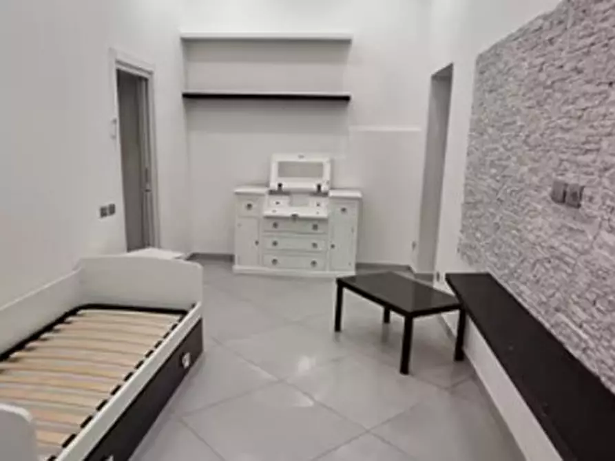 Immagine 5 di Appartamento in affitto  in via stella 121 a Napoli