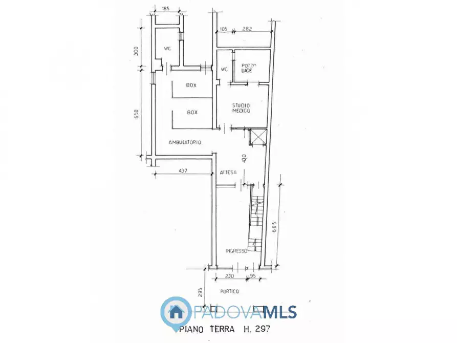 Immagine 42 di Palazzo in vendita  in Via Savonarola a Padova