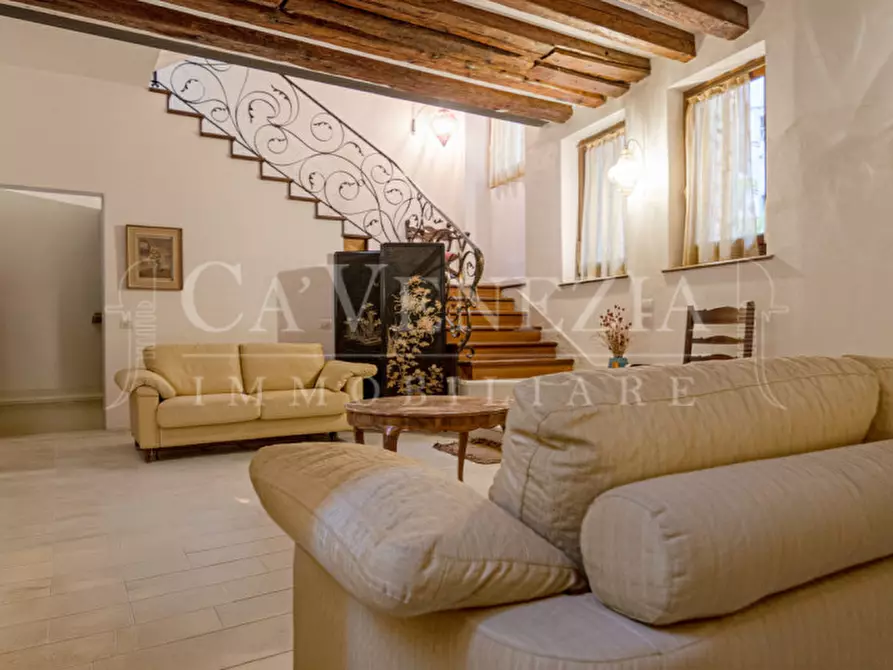 Immagine 3 di Appartamento in vendita  a Venezia