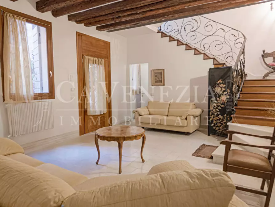 Immagine 5 di Appartamento in vendita  a Venezia