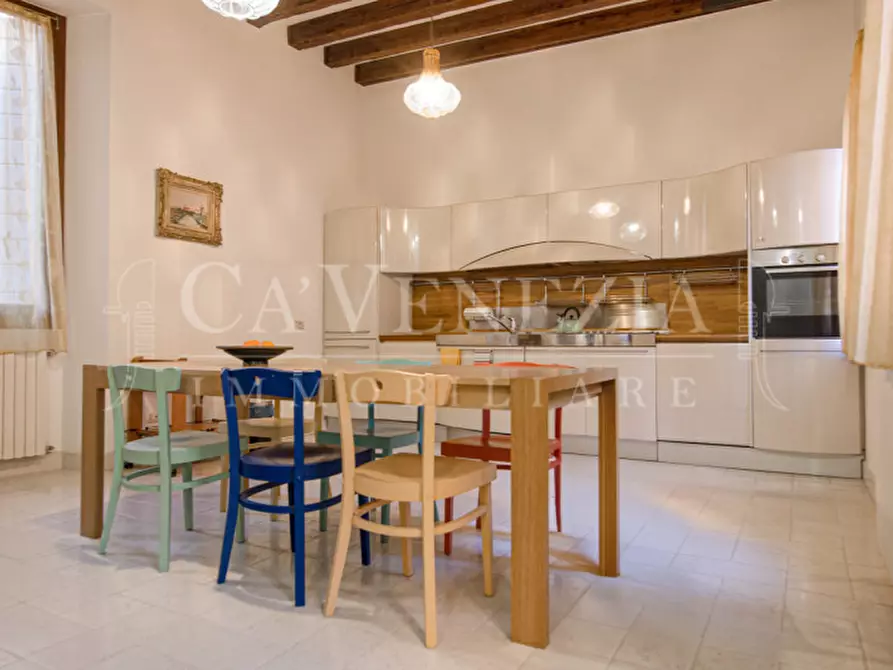 Immagine 7 di Appartamento in vendita  a Venezia