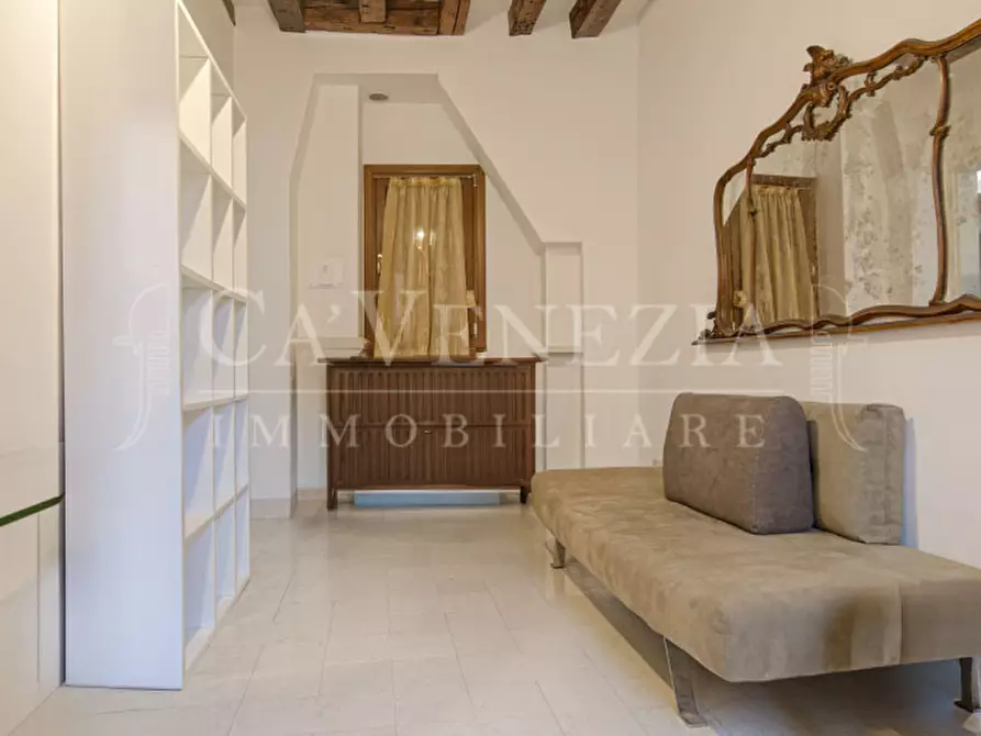 Immagine 15 di Appartamento in vendita  a Venezia
