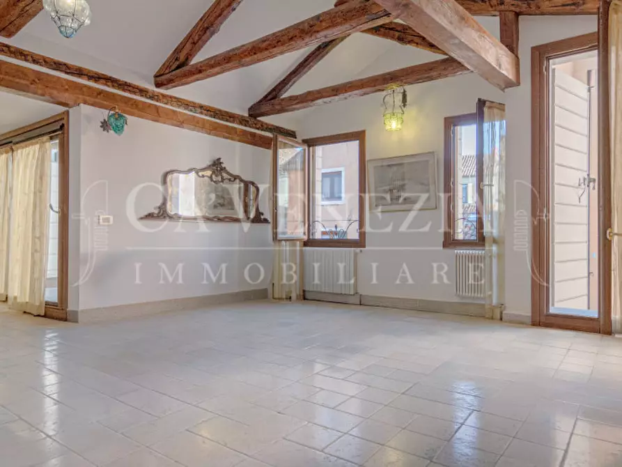 Immagine 19 di Appartamento in vendita  a Venezia