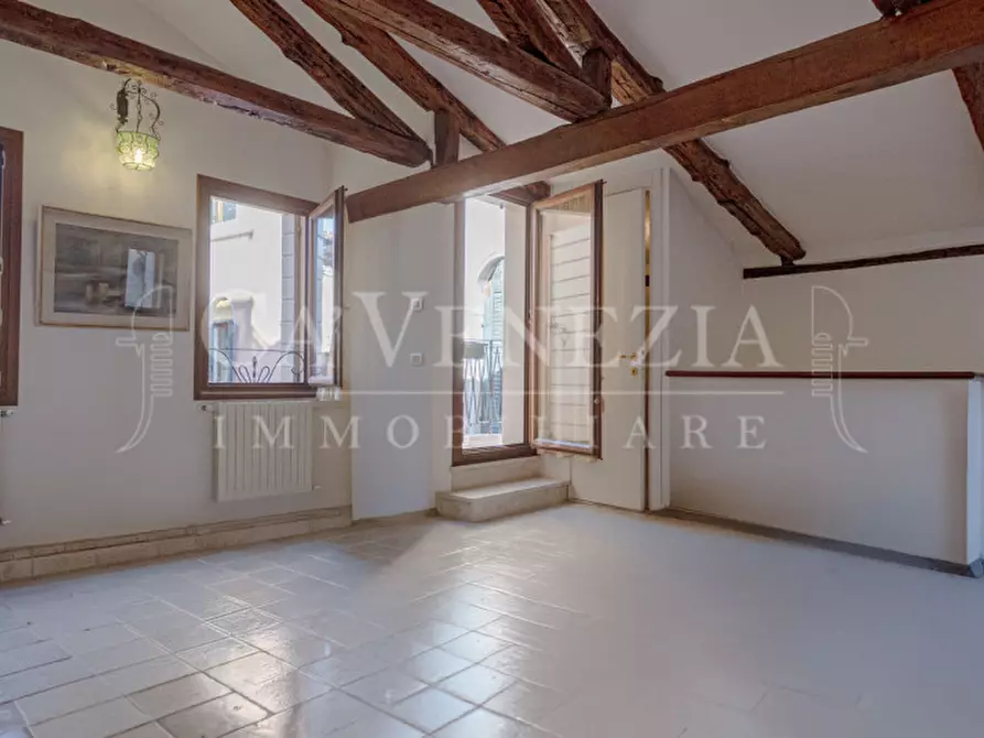 Immagine 21 di Appartamento in vendita  a Venezia
