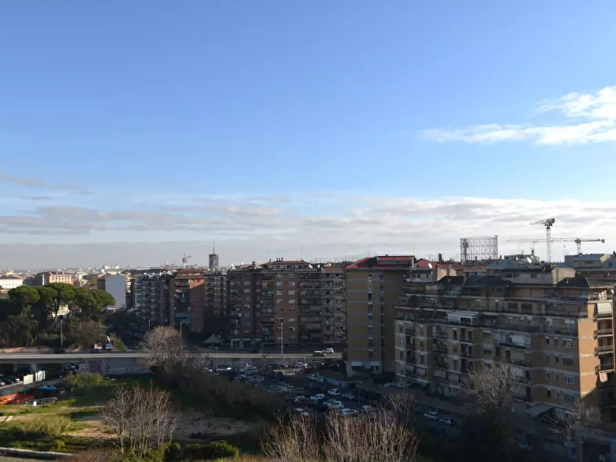 Immagine 3 di Appartamento in vendita  in Via Giovanni Giorgi a Roma