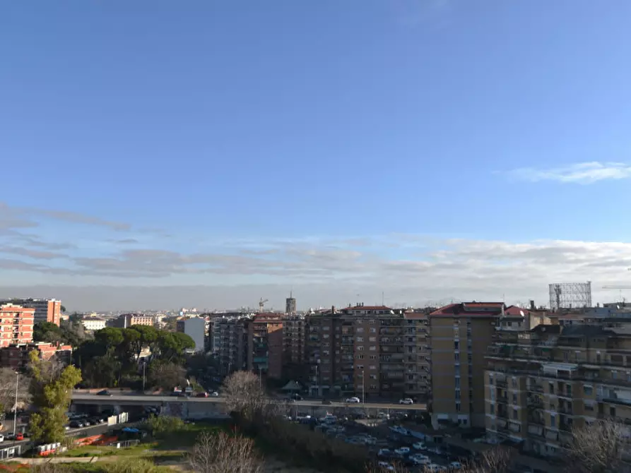 Immagine 4 di Appartamento in vendita  in Via Giovanni Giorgi a Roma