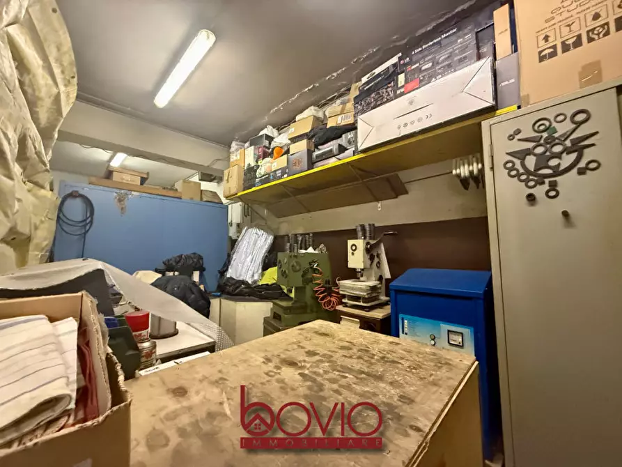 Immagine 23 di Magazzino in vendita  in STRADA SETTIMO 154 a Torino