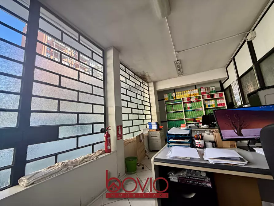 Immagine 33 di Magazzino in vendita  in STRADA SETTIMO 154 a Torino