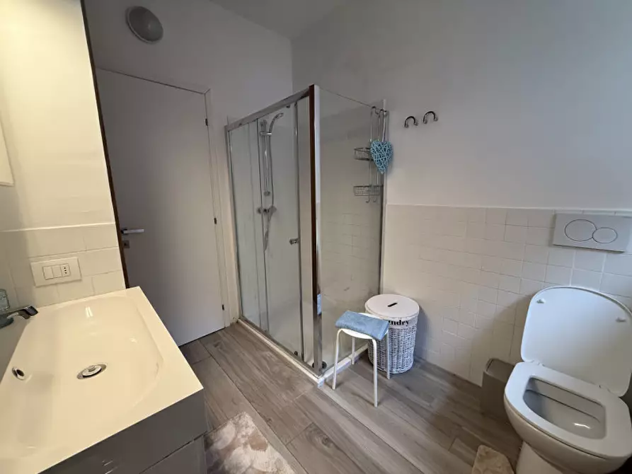 Immagine 11 di Appartamento in vendita  a Verona