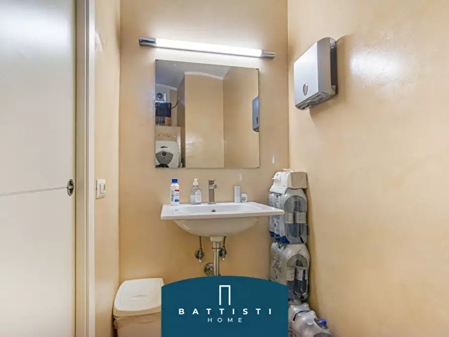 Immagine 9 di Magazzino in affitto  in Via Sallustiana a Roma