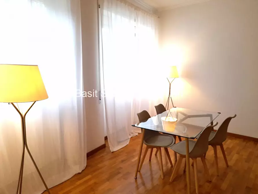 Immagine 10 di Appartamento in vendita  in Via degli Irlandesi a Roma