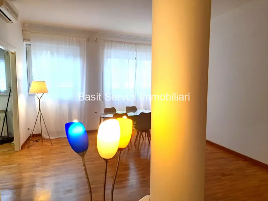 Immagine 13 di Appartamento in vendita  in Via degli Irlandesi a Roma