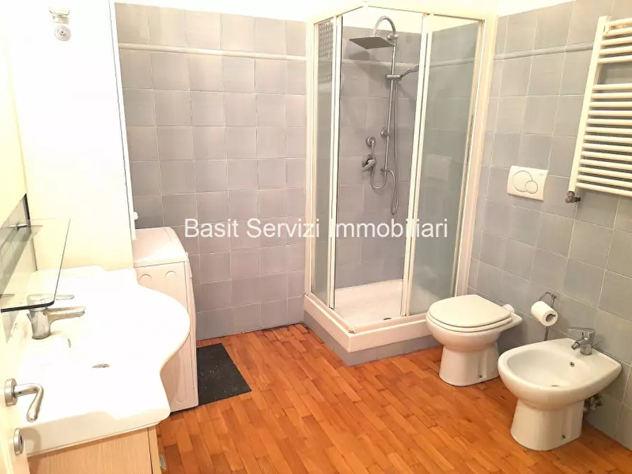 Immagine 29 di Appartamento in vendita  in Via degli Irlandesi a Roma