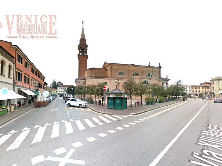 Immagine 5 di Attività commerciale in vendita  in VIA XIII MARTIRI 1 a San Donà Di Piave
