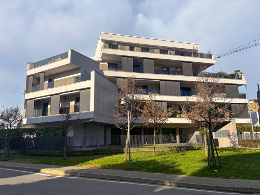 Immagine 26 di Appartamento in vendita  in Via della Birona 36 a Monza