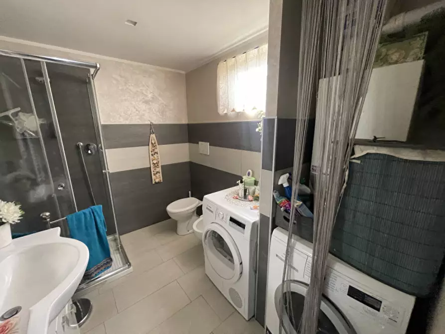 Immagine 8 di Casa bifamiliare in vendita  a Suzzara