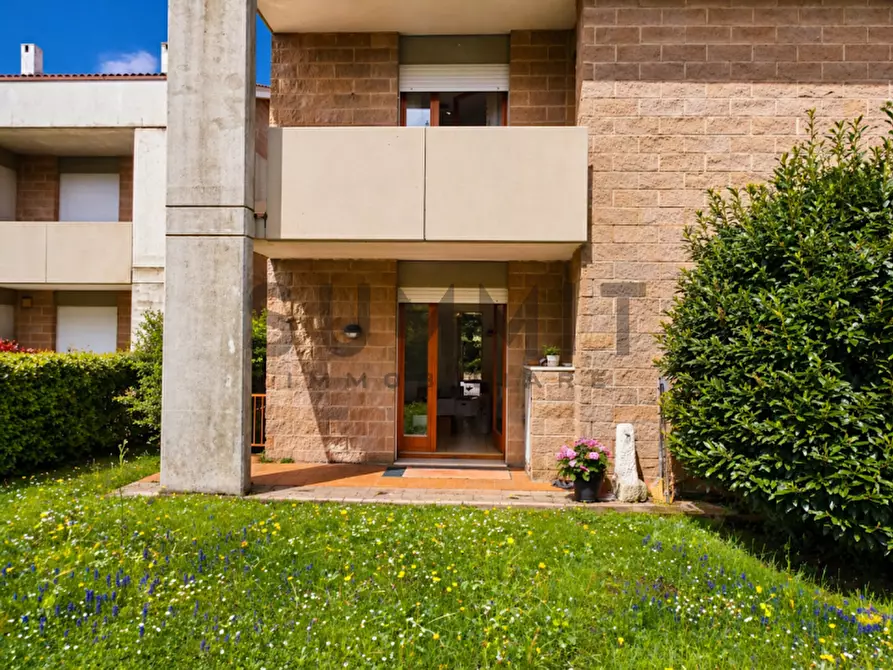 Immagine 4 di Casa bifamiliare in vendita  a Schio