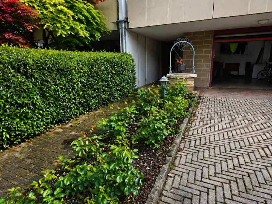 Immagine 20 di Casa bifamiliare in vendita  a Schio