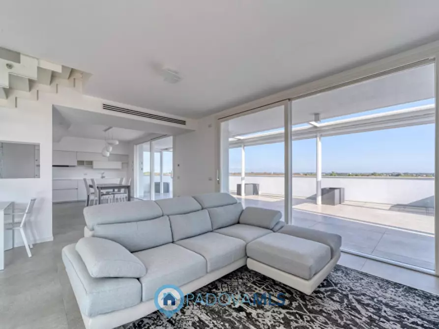 Immagine 1 di Attico in vendita  in Via Armando Diaz 252 a Vigonza