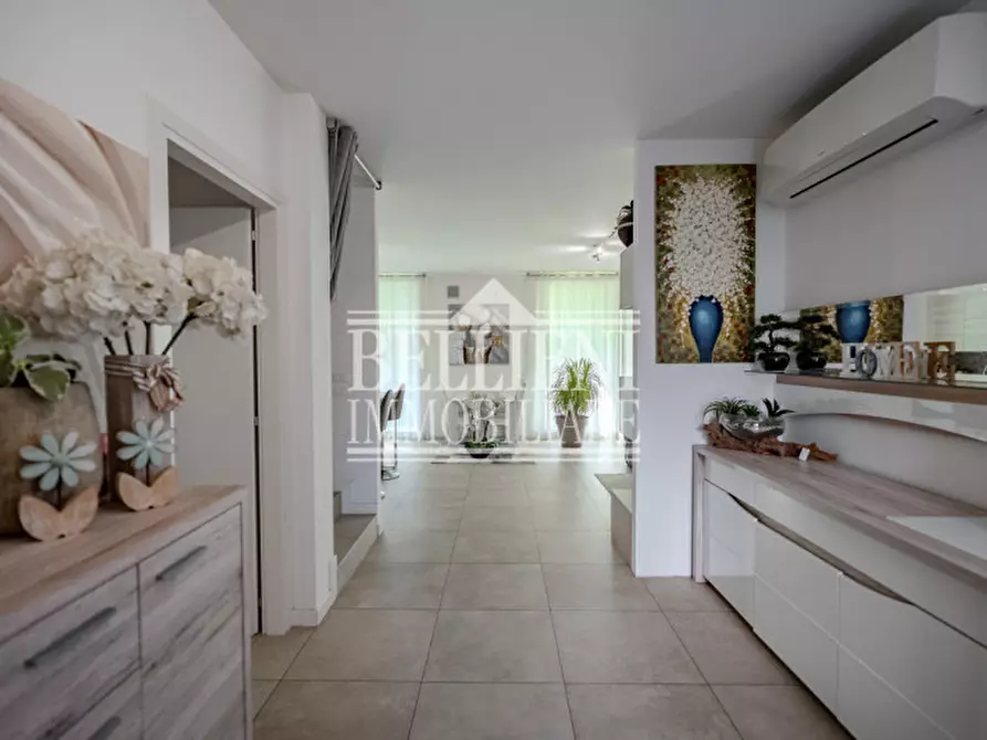 Immagine 10 di Villetta a schiera in vendita  in Via Dante Alighieri a Longare