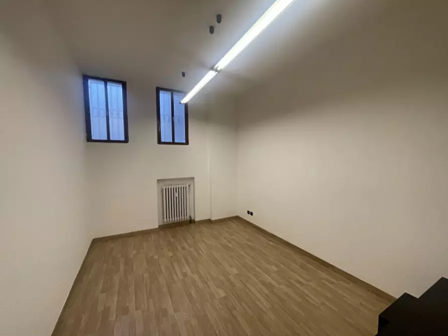 Immagine 6 di Negozio in affitto  a Noventa Padovana