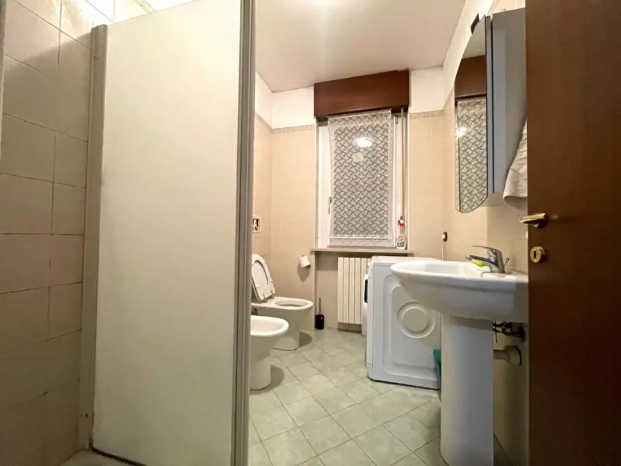 Immagine 8 di Appartamento in vendita  a Valeggio Sul Mincio