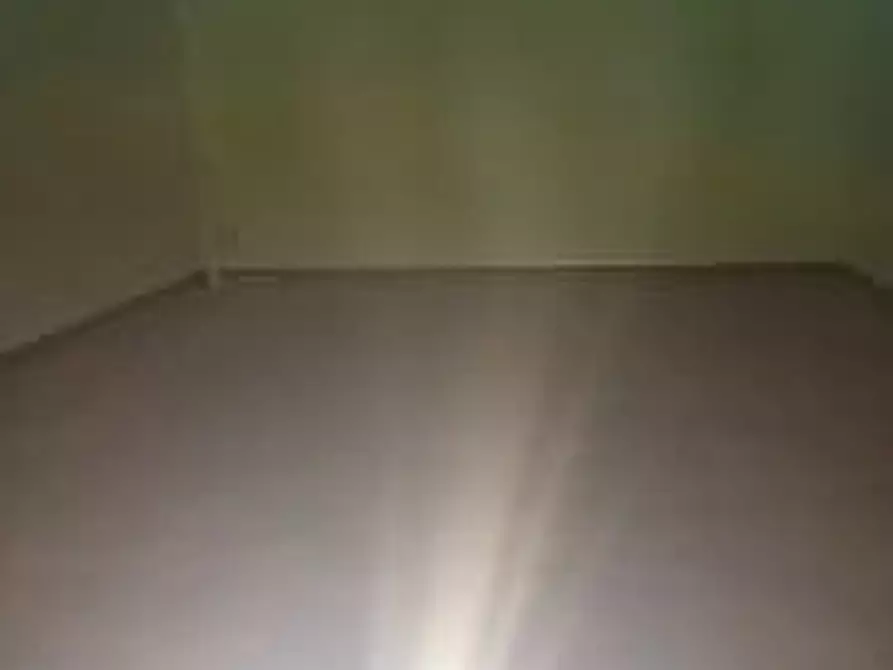 Immagine 1 di Attività commerciale in affitto  in via san biagio ai librai 123 a Napoli