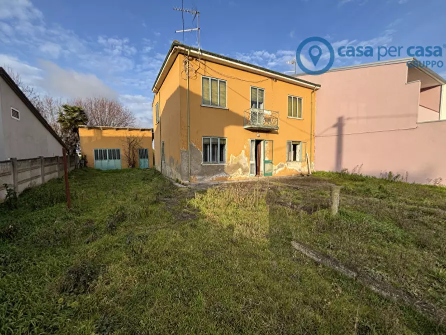 Immagine 3 di Casa indipendente in vendita  a Rovigo