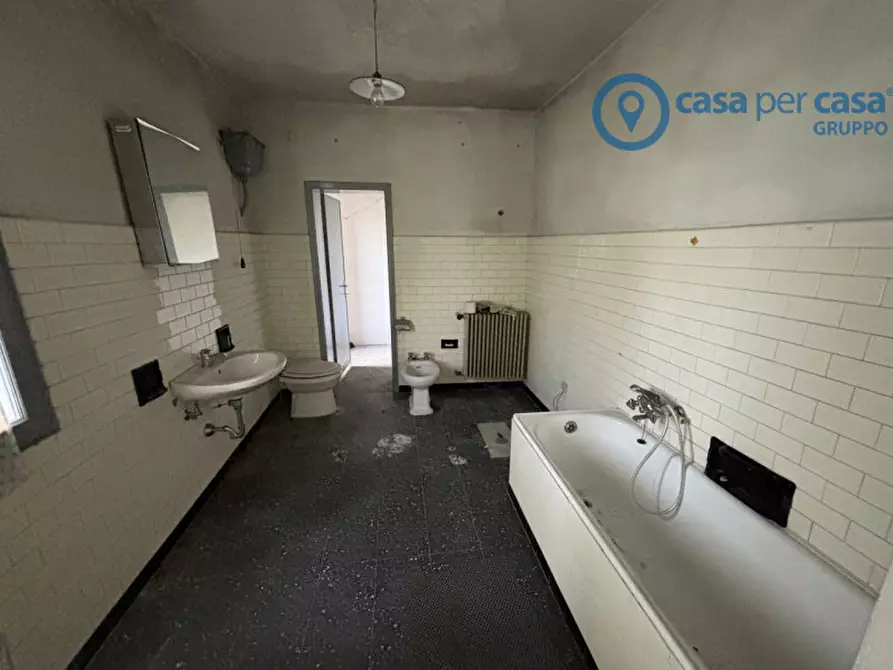 Immagine 17 di Casa indipendente in vendita  a Rovigo