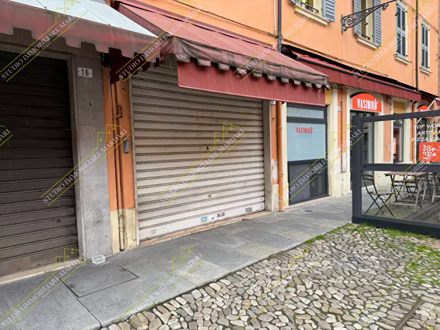 Immagine 6 di Negozio in affitto  in Piazza XX Settembre, 17 a Modena