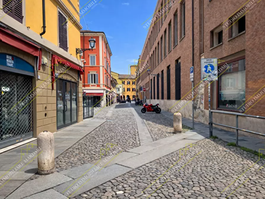 Immagine 12 di Negozio in affitto  in Piazza XX Settembre, 17 a Modena