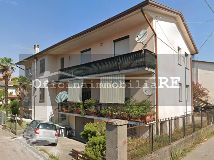 Immagine 1 di Appartamento in vendita  in Via Garibaldi a Camponogara