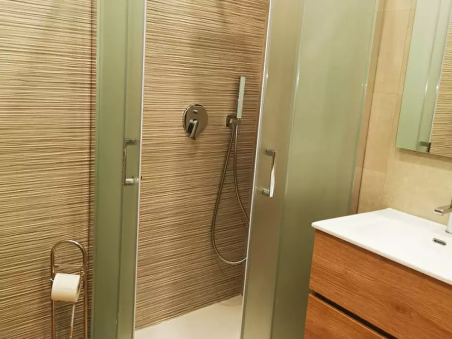 Immagine 9 di Appartamento in affitto  in Via V. Pugliese a Catanzaro