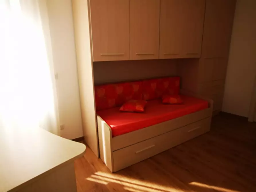 Immagine 13 di Appartamento in affitto  in Via V. Pugliese a Catanzaro