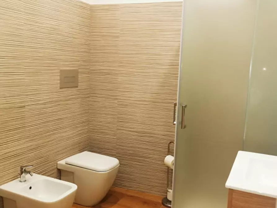 Immagine 14 di Appartamento in affitto  in Via V. Pugliese a Catanzaro