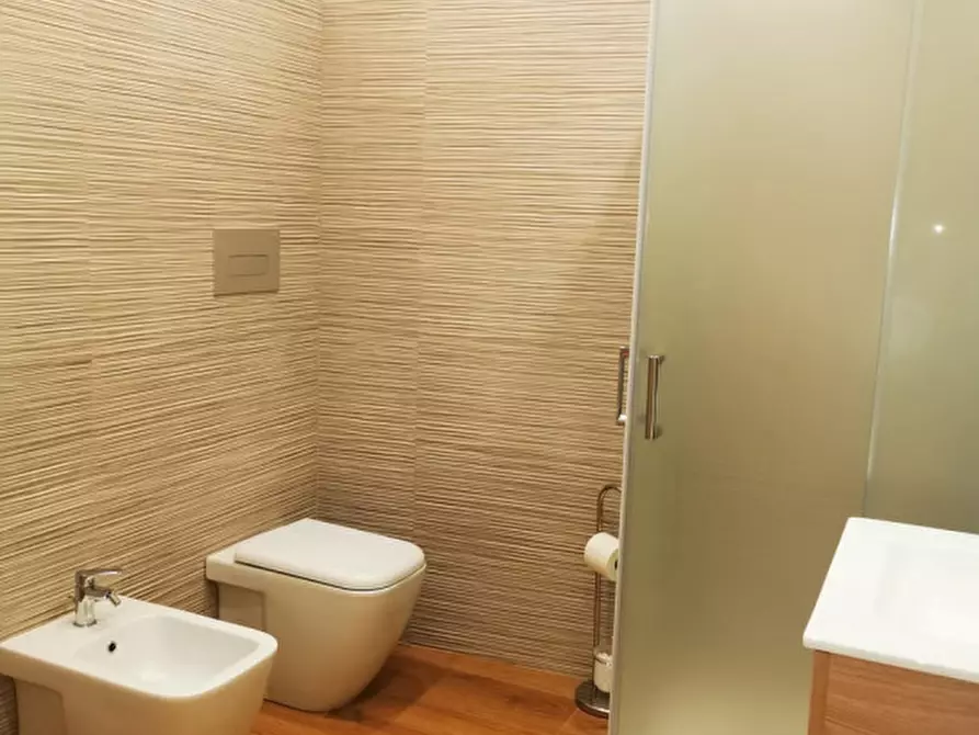 Immagine 17 di Appartamento in affitto  in Via V. Pugliese a Catanzaro