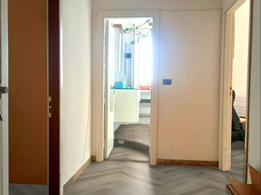 Immagine 9 di Appartamento in vendita  in Via Serri, 48 a Follonica