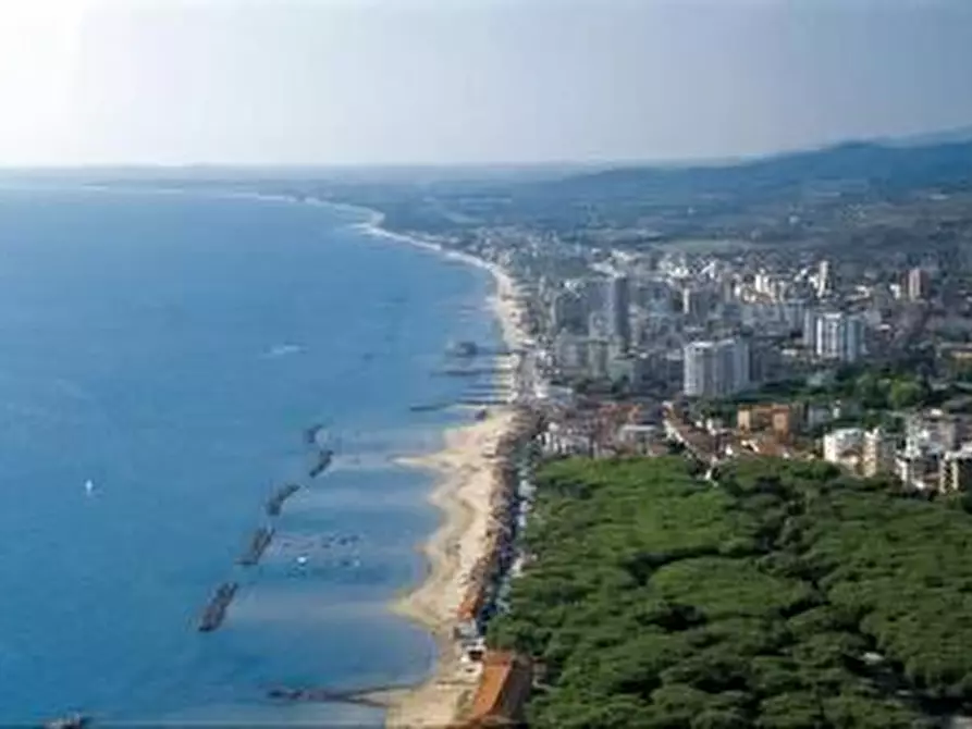 Immagine 22 di Appartamento in vendita  in Via Serri, 48 a Follonica