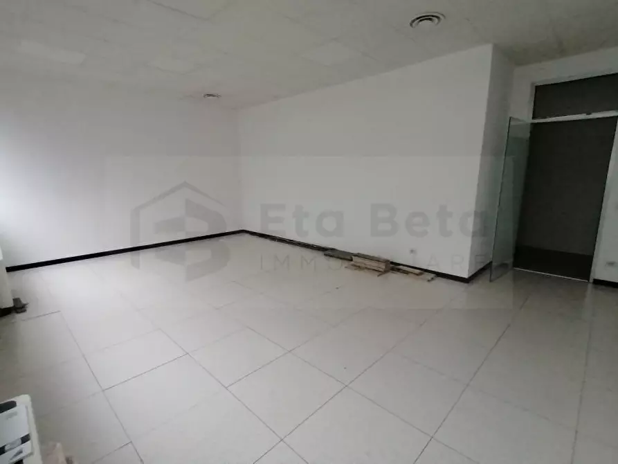 Immagine 12 di Ufficio in affitto  in Via Longhin a Padova