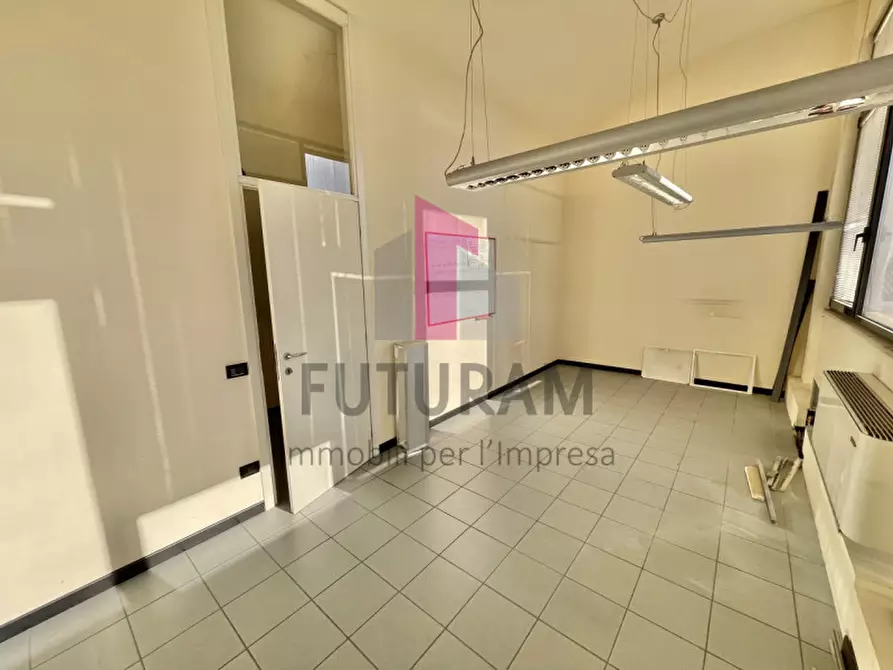 Immagine 6 di Ufficio in affitto  in Via Zara 1 a Vicenza