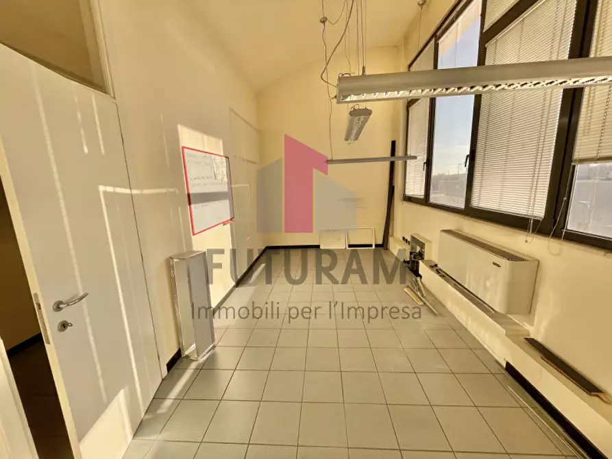 Immagine 7 di Ufficio in affitto  in Via Zara 1 a Vicenza