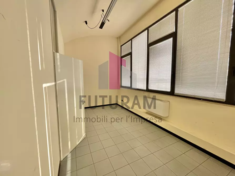 Immagine 21 di Ufficio in affitto  in Via Zara 1 a Vicenza