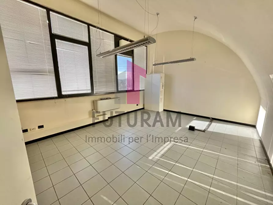 Immagine 24 di Ufficio in affitto  in Via Zara 1 a Vicenza