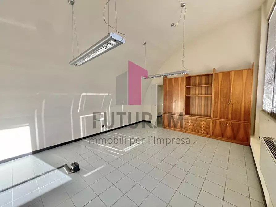 Immagine 28 di Ufficio in affitto  in Via Zara 1 a Vicenza