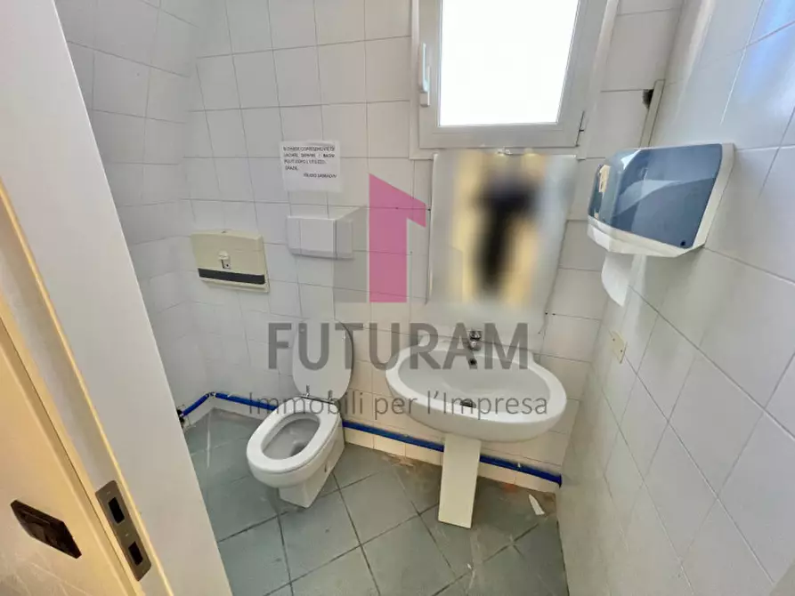 Immagine 33 di Ufficio in affitto  in Via Zara 1 a Vicenza