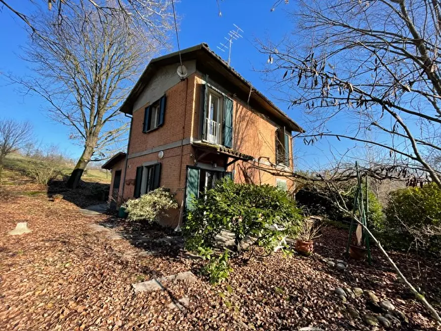 Immagine 1 di Villa in vendita  in Via Rosa a Casalecchio Di Reno