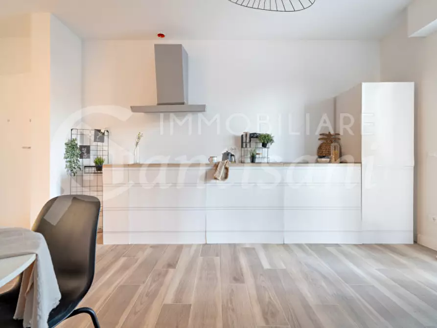 Immagine 5 di Appartamento in vendita  in Via Niccolò Piccinni a Firenze