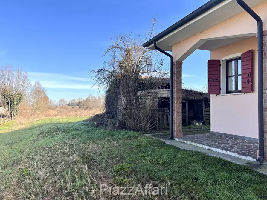 Immagine 9 di Casa indipendente in vendita  in Via Terranova a Pontelongo